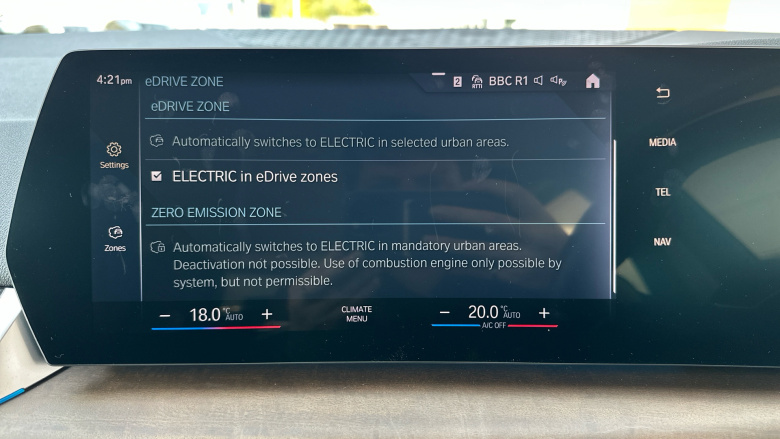 BMW 2 Series 225e xDrive Luxury 5dr DCT Hatchback